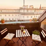 Living With Soul - Ueber Den Daechern Von