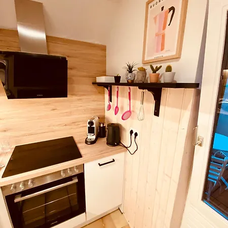 Living With Soul - Ueber Den Daechern Von * 威斯巴登