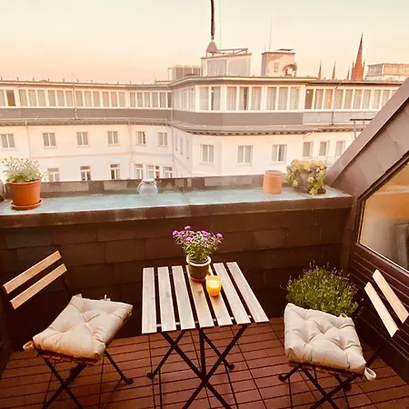 Living With Soul - Ueber Den Daechern Von